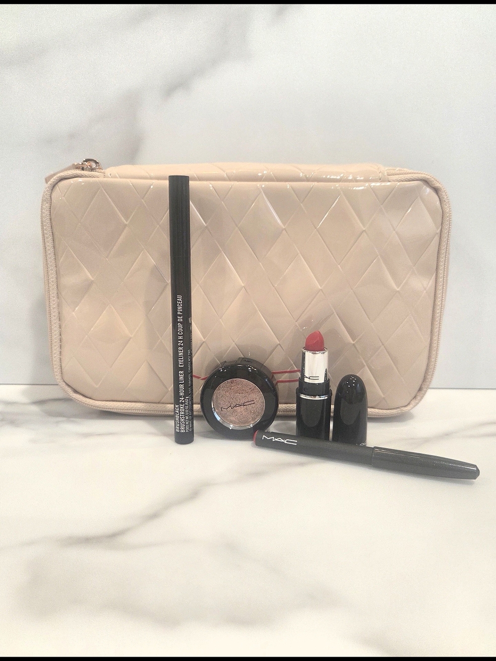 MAC Cosmetics Essential Eye + Lip Kit & MAC Makeup Bag  - NEW